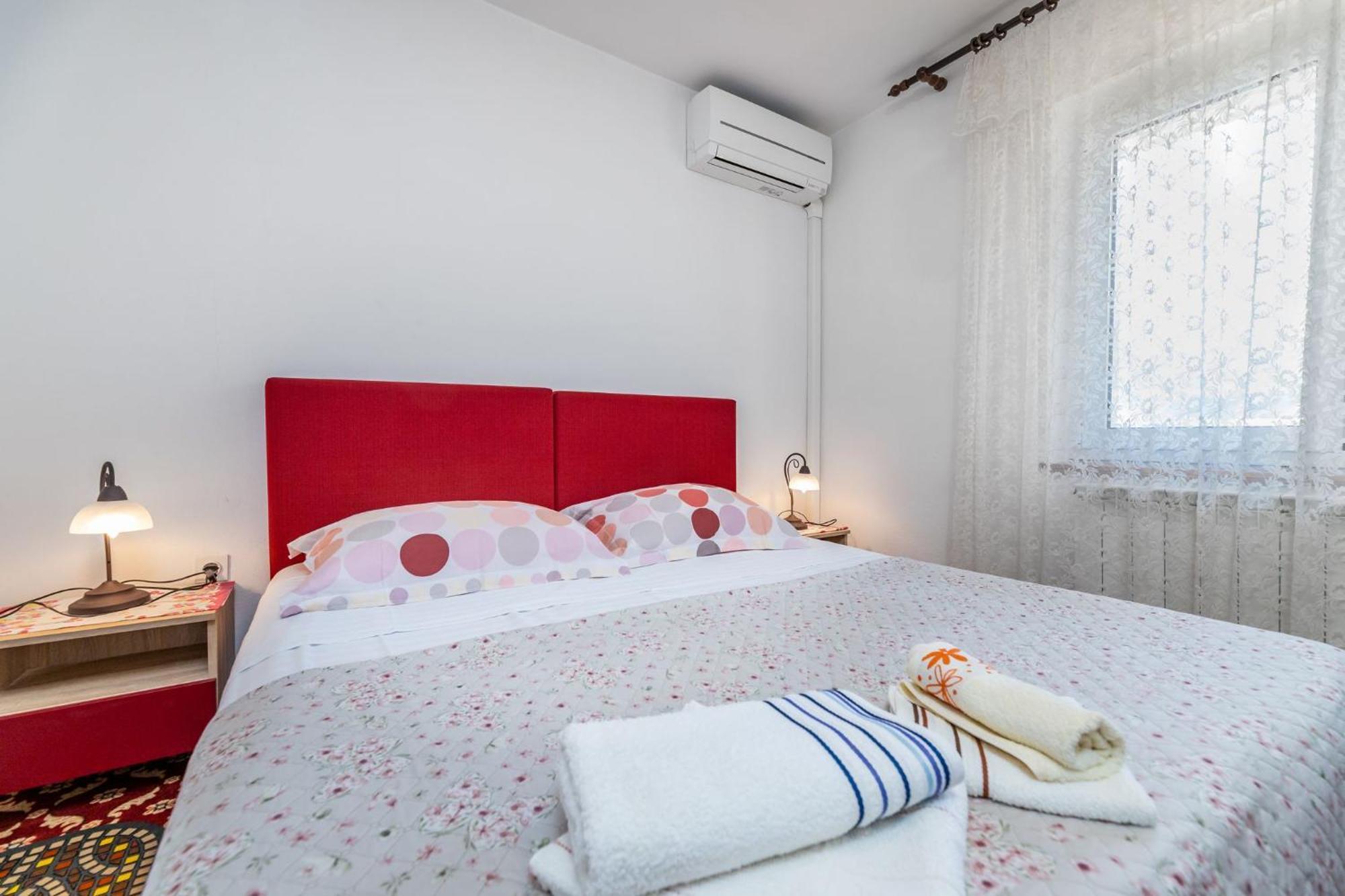 Rooms Sale Marija Baska  Exterior photo